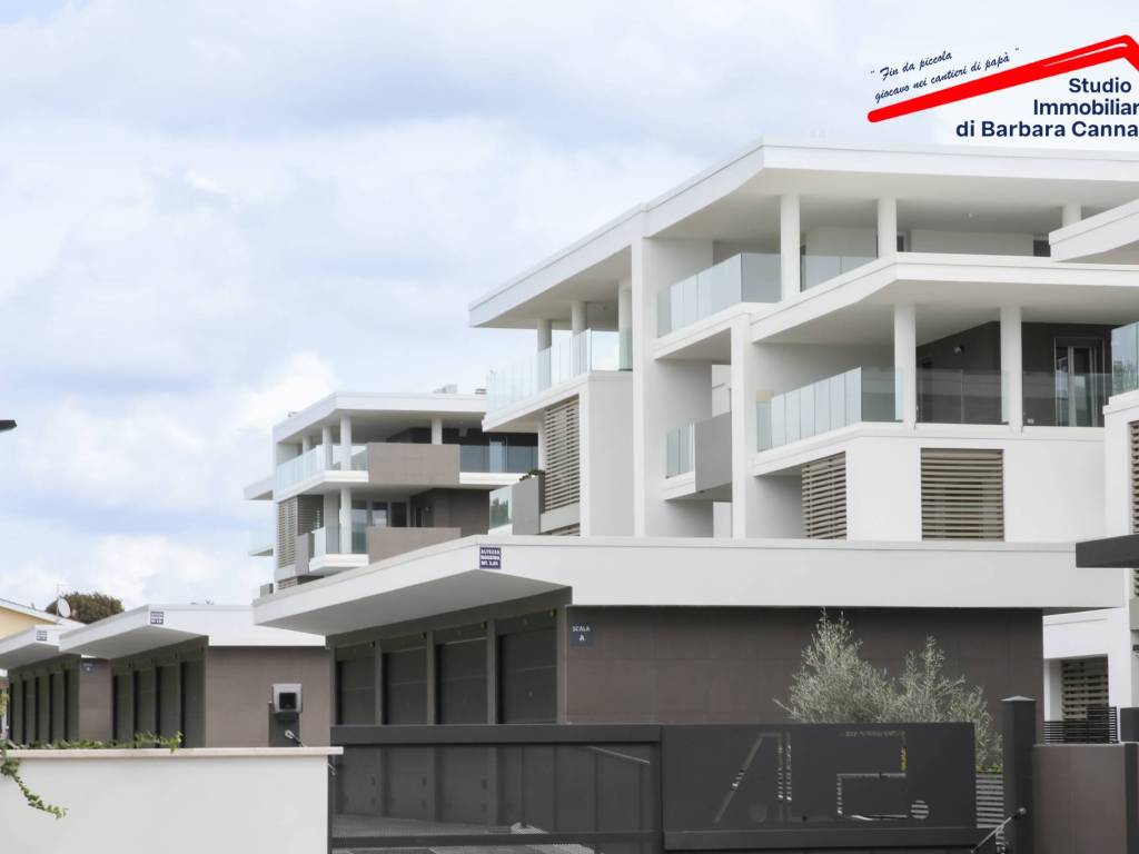 appartamento in vendita a Roma in zona Infernetto