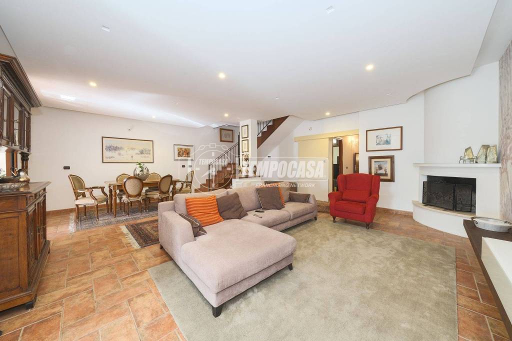 casa indipendente in vendita a Roma in zona Ottavia