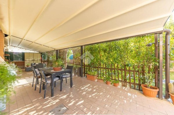 appartamento in vendita a Roma in zona Cinquina