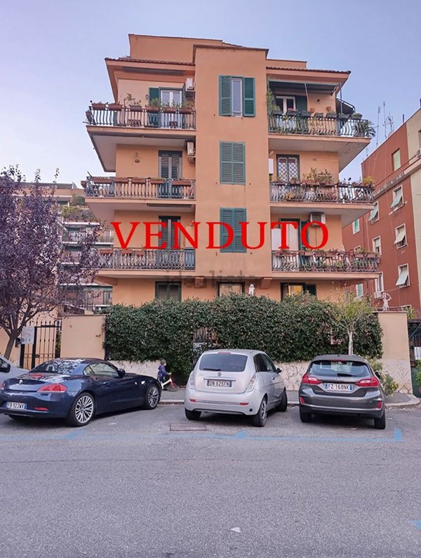 appartamento in vendita a Roma