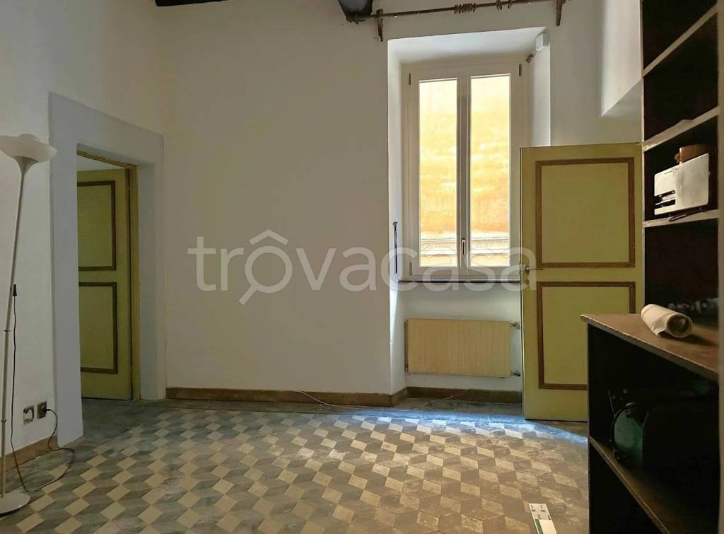 appartamento in vendita a Roma in zona Rione Regola