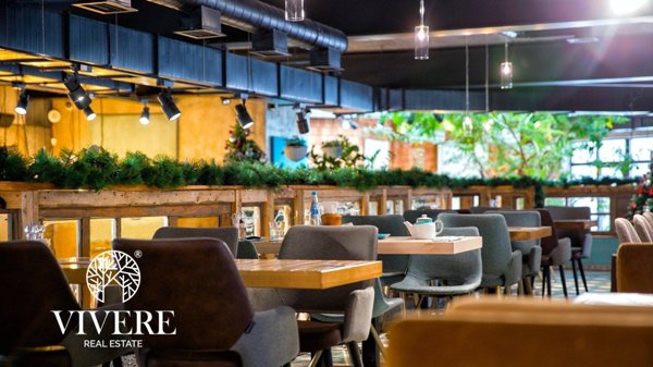 negozio in vendita a Roma in zona Appio Claudio