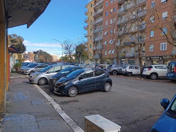 negozio in vendita a Roma in zona Tiburtino