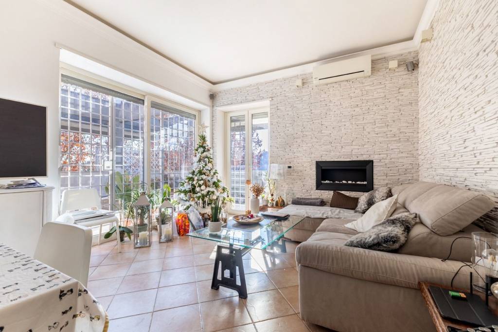 appartamento in vendita a Roma in zona Portuense