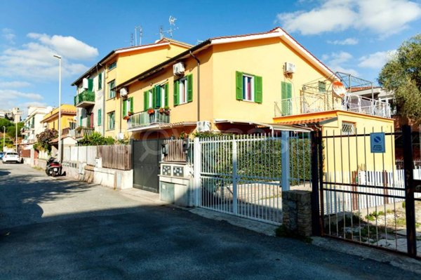 appartamento in vendita a Roma in zona Tor Sapienza