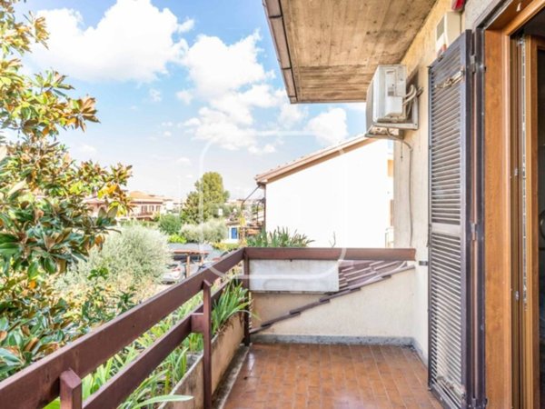 casa indipendente in vendita a Roma in zona Romanina