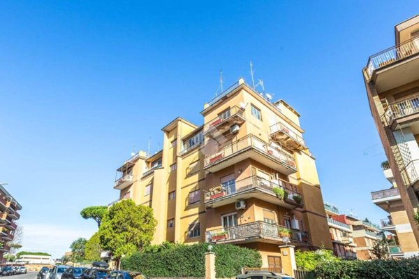 appartamento in vendita a Roma in zona Aurelio