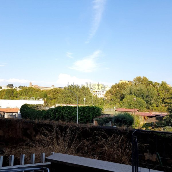 appartamento in vendita a Roma in zona Trastevere