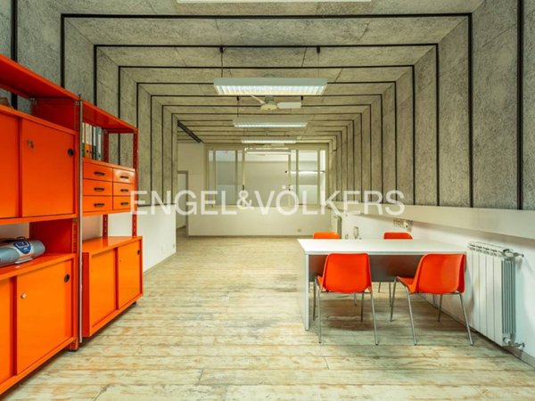 appartamento in vendita a Roma in zona Ostiense