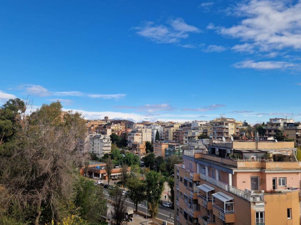 appartamento in vendita a Roma in zona Gianicolense