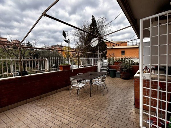 appartamento in vendita a Roma in zona Casalotti
