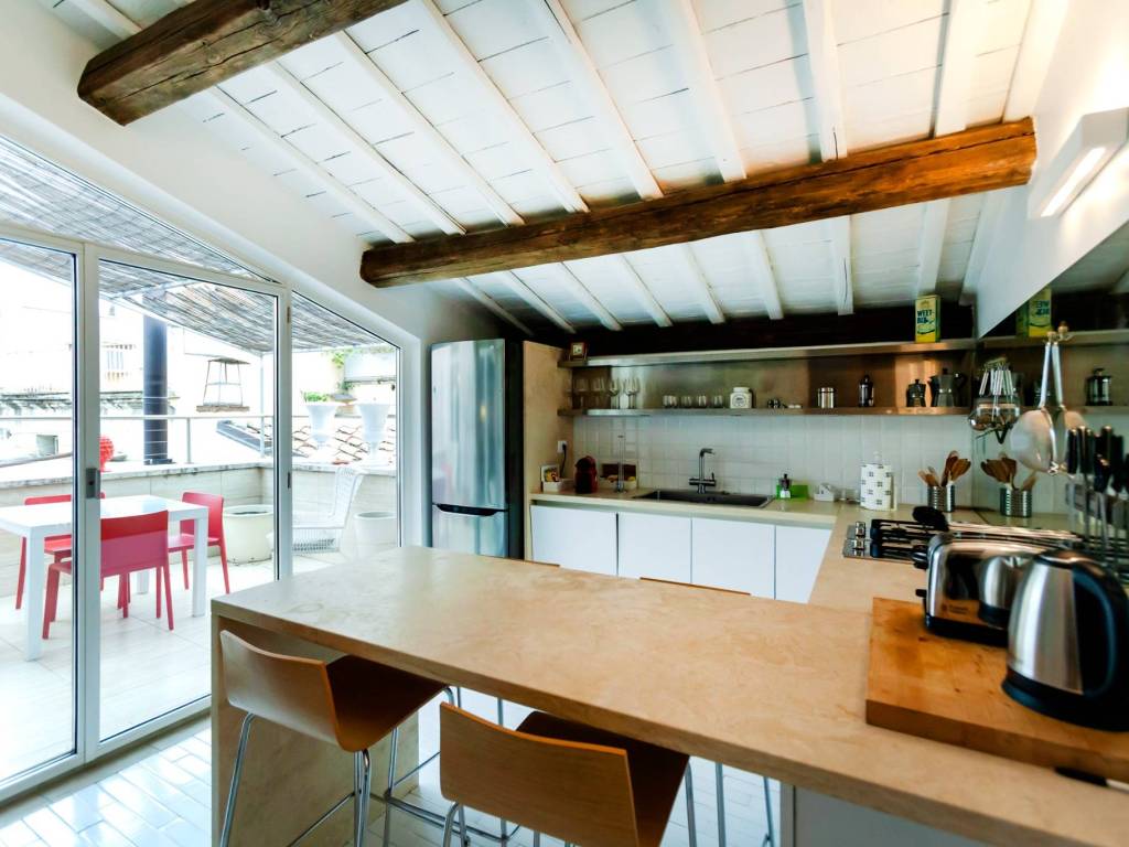 appartamento in vendita a Roma in zona Parione/Sant'Eustachio