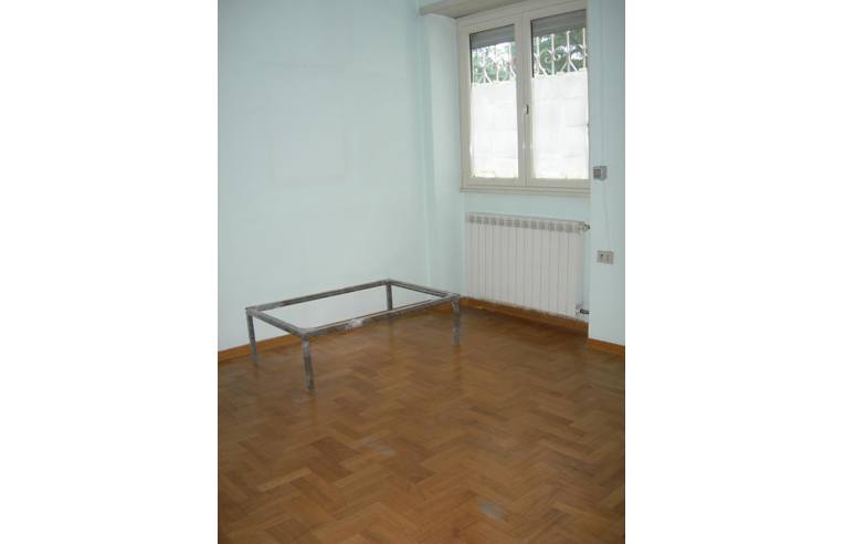 appartamento in vendita a Roma in zona Torre Spaccata