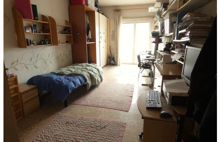 appartamento in vendita a Roma in zona EUR