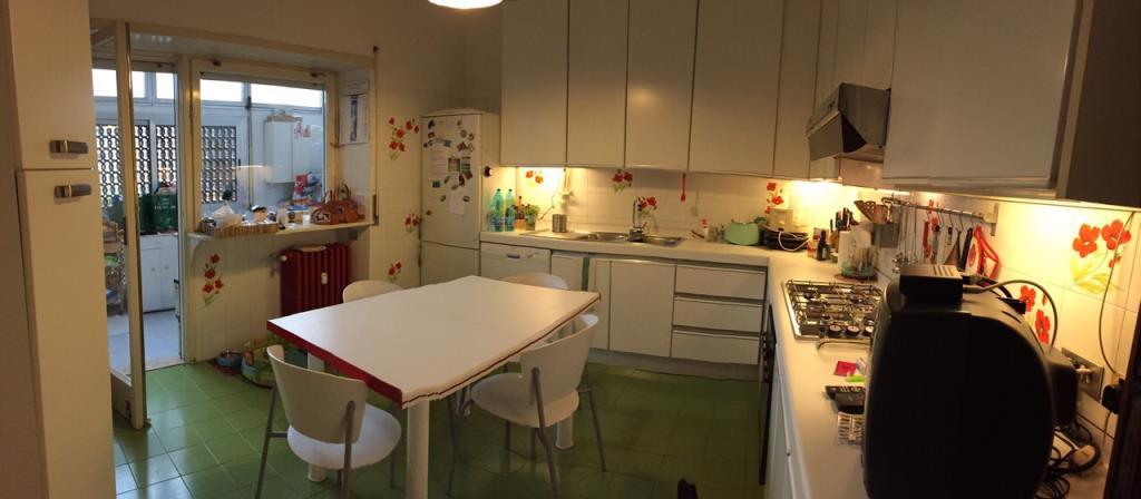 appartamento in vendita a Roma in zona Mostacciano