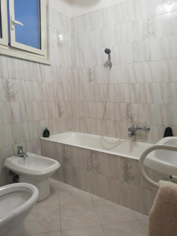 appartamento in vendita a Roma in zona Tuscolano