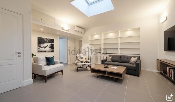 appartamento in vendita a Roma in zona Appio Latino