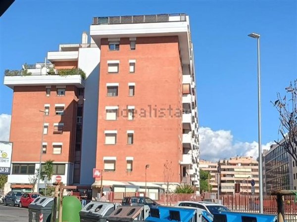 appartamento in vendita a Roma in zona Ardeatino
