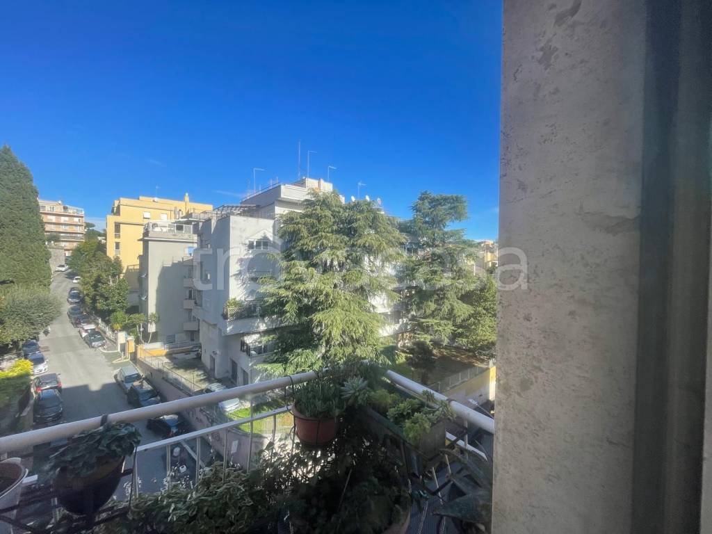 casa indipendente in vendita a Roma