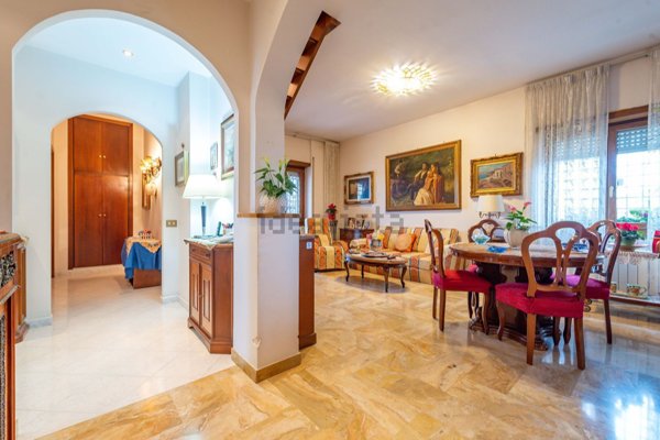 appartamento in vendita a Roma in zona Casal Morena