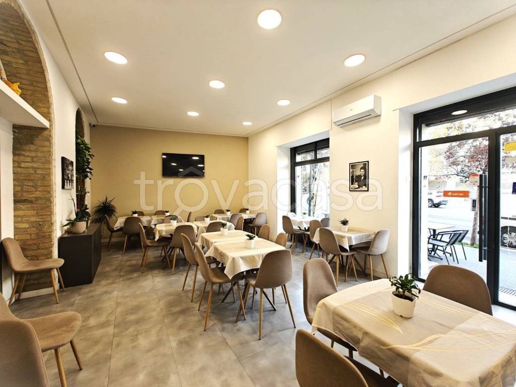 negozio in vendita a Roma in zona Aurelio