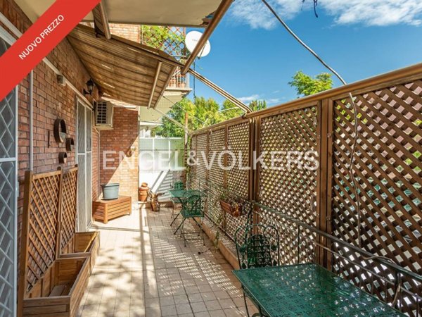 appartamento in vendita a Roma in zona Ostiense