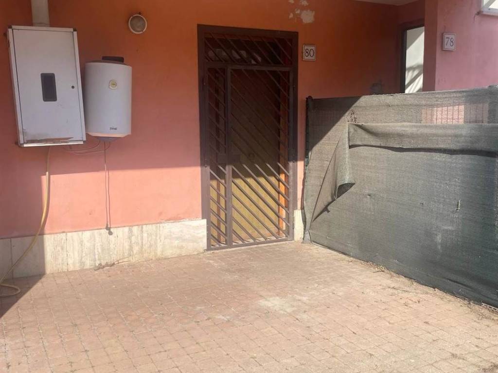 appartamento in vendita a Roma in zona Casal Morena