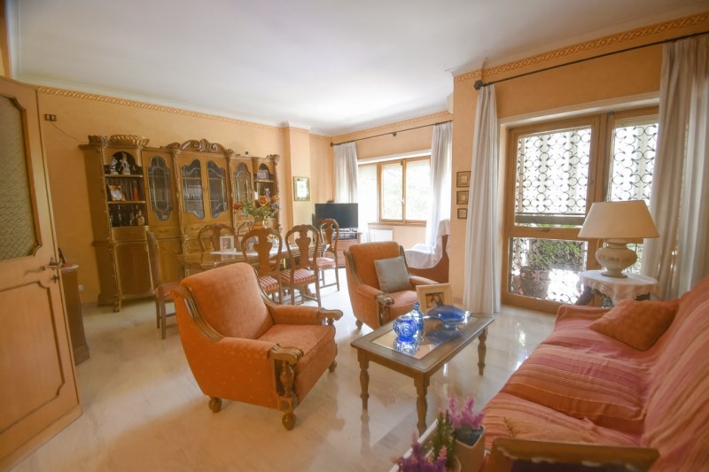 appartamento in vendita a Roma in zona Gianicolense