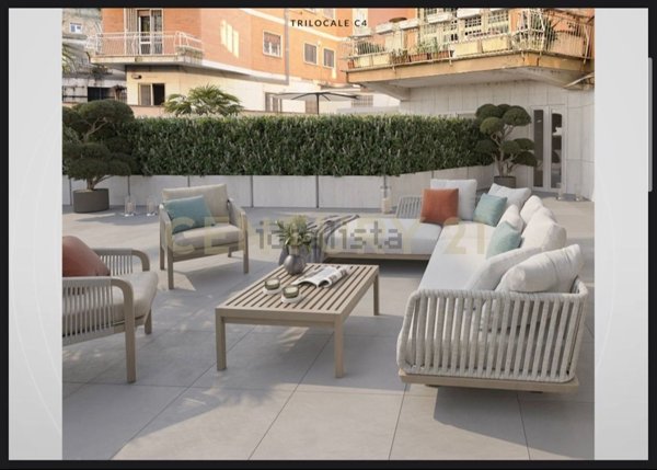 casa indipendente in vendita a Roma in zona Trieste