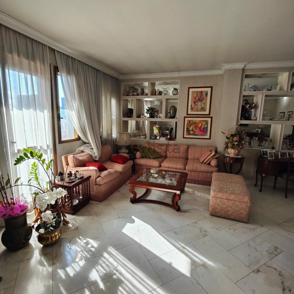 appartamento in vendita a Roma in zona EUR