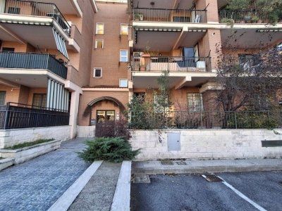 appartamento in vendita a Roma in zona Castelverde