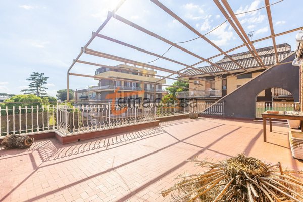 appartamento in vendita a Roma in zona Tor Bella Monaca