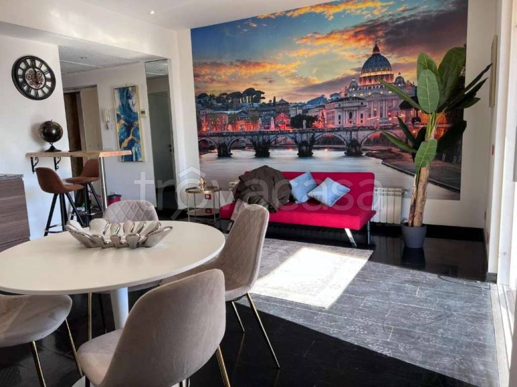 negozio in vendita a Roma in zona Rione Prati