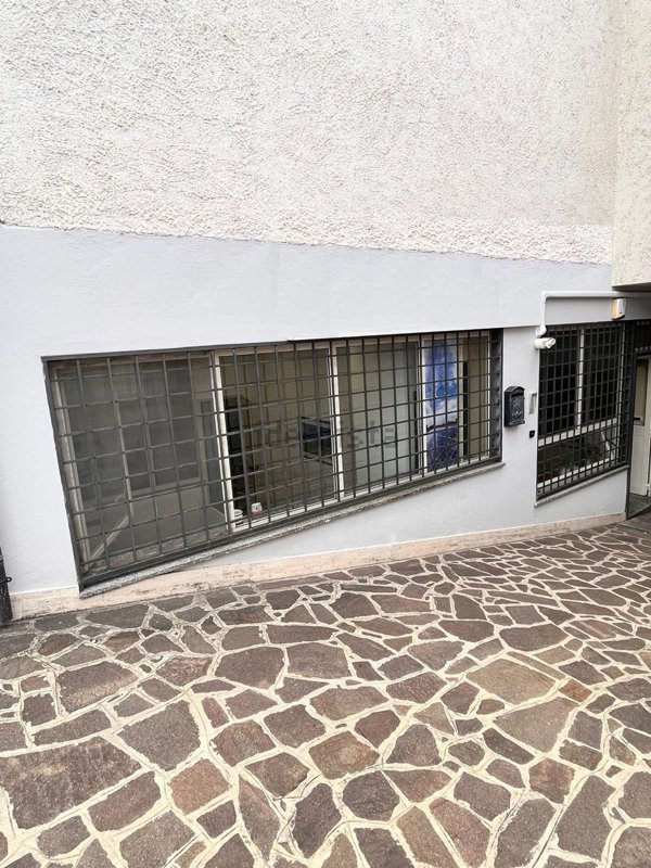 casa semindipendente in vendita a Roma in zona Borghesiana