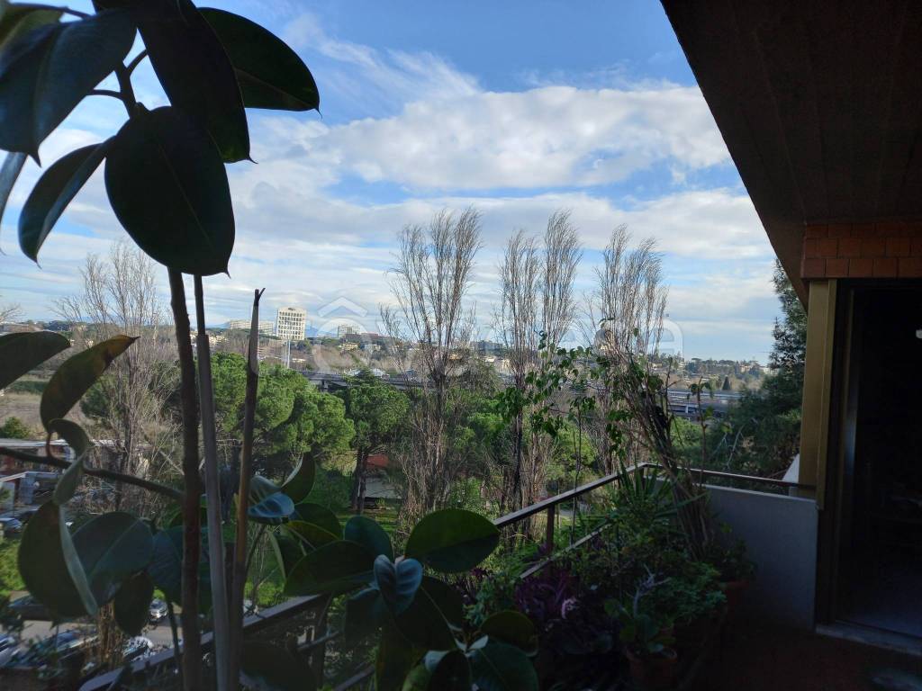 appartamento in vendita a Roma in zona Portuense