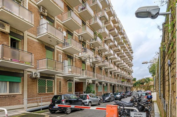 appartamento in vendita a Roma in zona Aurelio