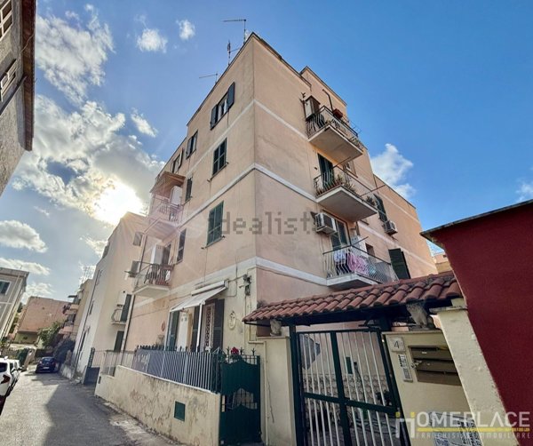 appartamento in vendita a Roma in zona Alessandrino