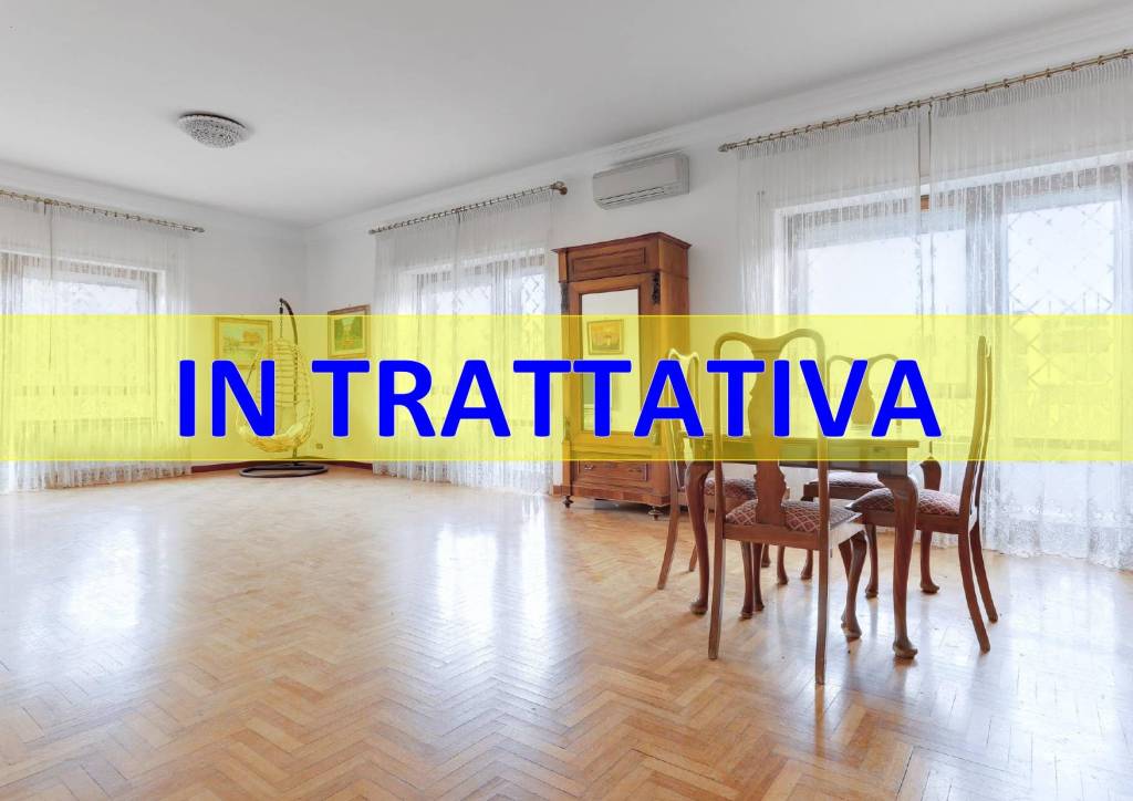 appartamento in vendita a Roma in zona Mostacciano