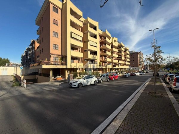 casa indipendente in vendita a Roma