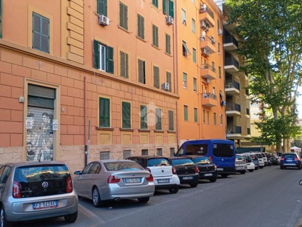 negozio in vendita a Roma in zona Tiburtino