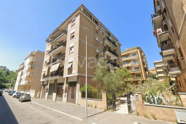 appartamento in vendita a Roma in zona Portuense