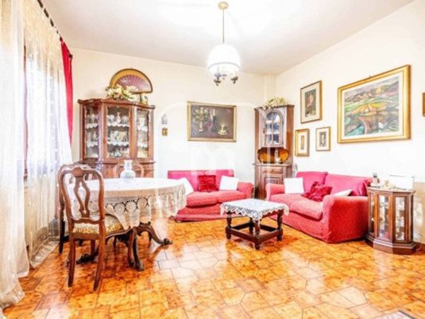 casa indipendente in vendita a Roma in zona Osteria del Curato