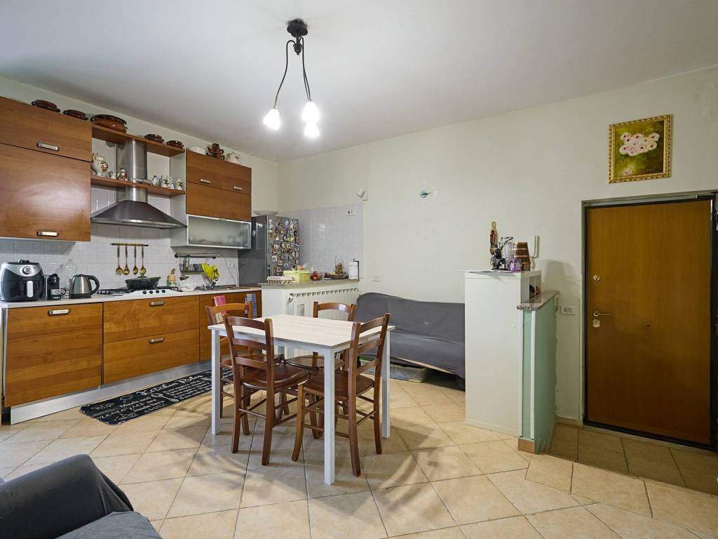 appartamento in vendita a Roma in zona Case Rosse