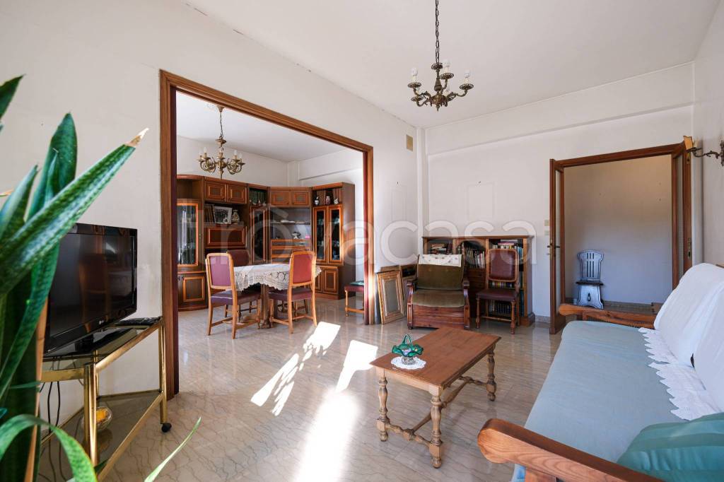 appartamento in vendita a Roma in zona Portuense