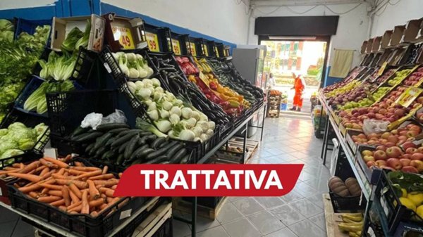negozio in vendita a Roma in zona Ponte Mammolo