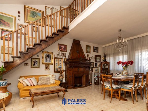 casa indipendente in vendita a Roma in zona Colle del Sole