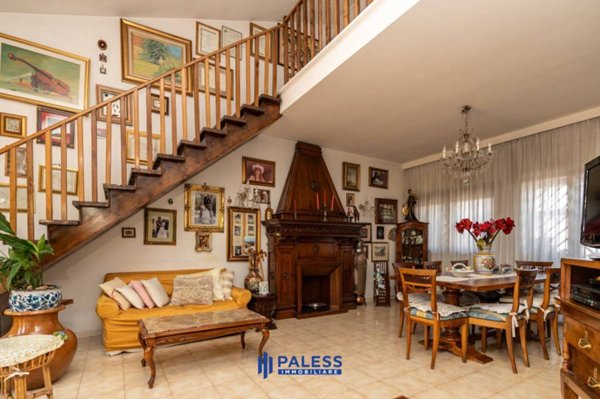 casa indipendente in vendita a Roma in zona Colle del Sole