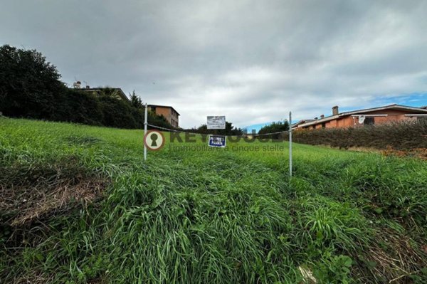 terreno agricolo in vendita a Roma in zona Monte Migliore