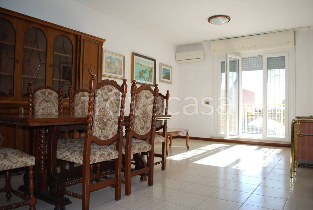 appartamento in vendita a Roma in zona Ostiense