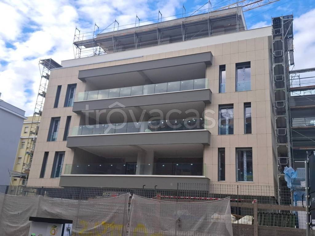 appartamento in vendita a Roma in zona Tuscolano